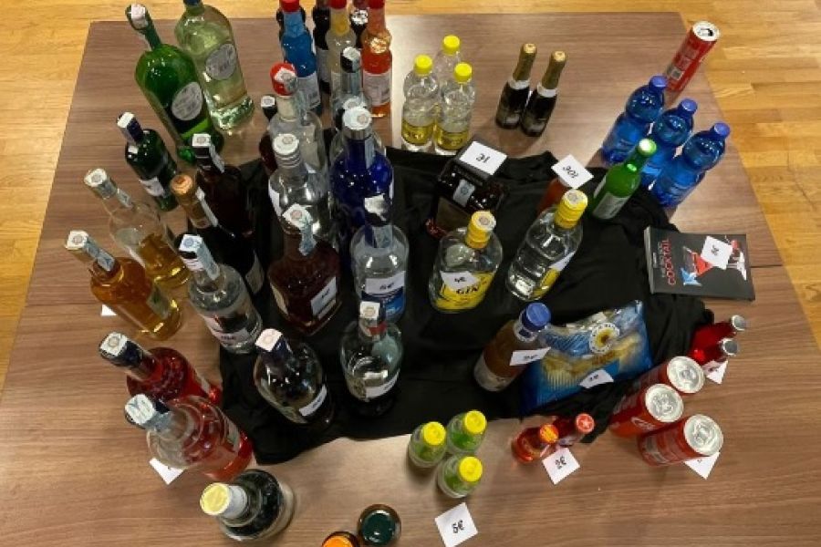 COCKTAIL MANIA