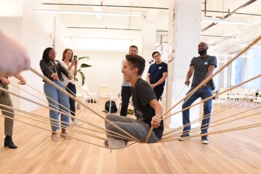 TEAM BUILDING CHALLENGE