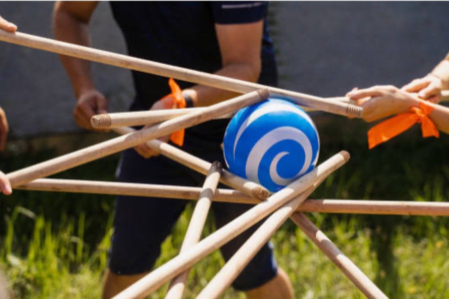 TEAM BUILDING CHALLENGE